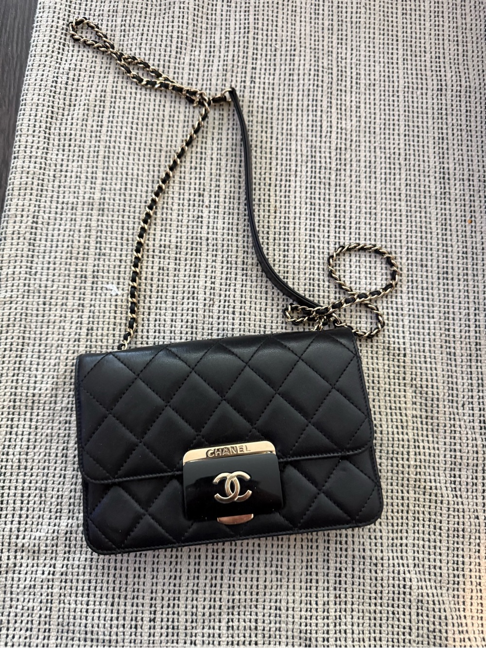 CHANEL beauty lock bag with Gold-Tone Chain